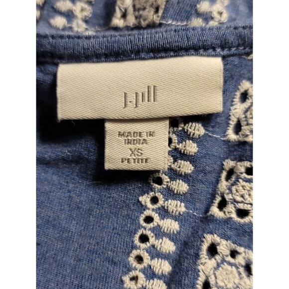 J. Jill Eyelet Embroidered Top Womens X-Small Blue/White Sleeveless Top. - Picture 5 of 5